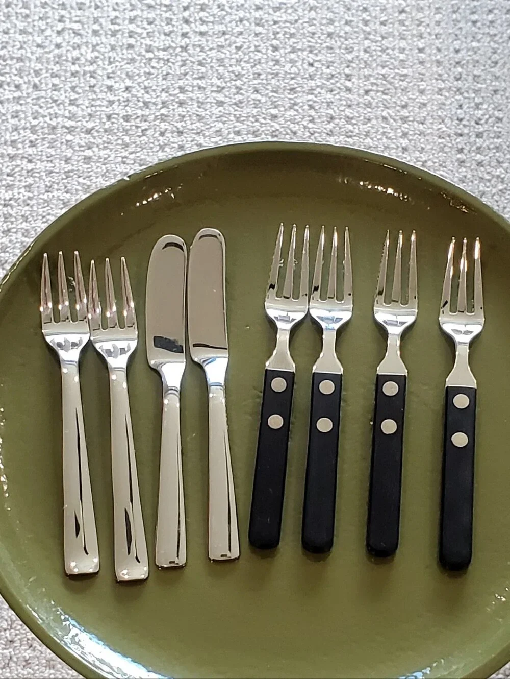 Helmick Robert Welch 8pc Vtg 18/8 Stainless Korea Cocktail Forks/Knife Spreaders
